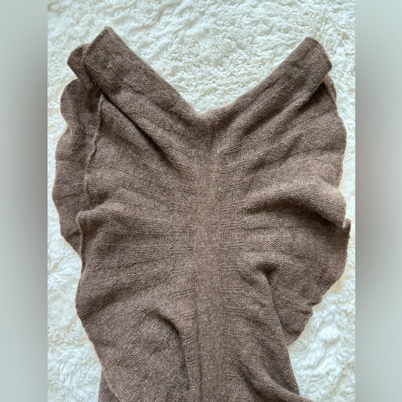 Barbarossa Italian Cashmere Scarf, Brown - Picture 5 of 5